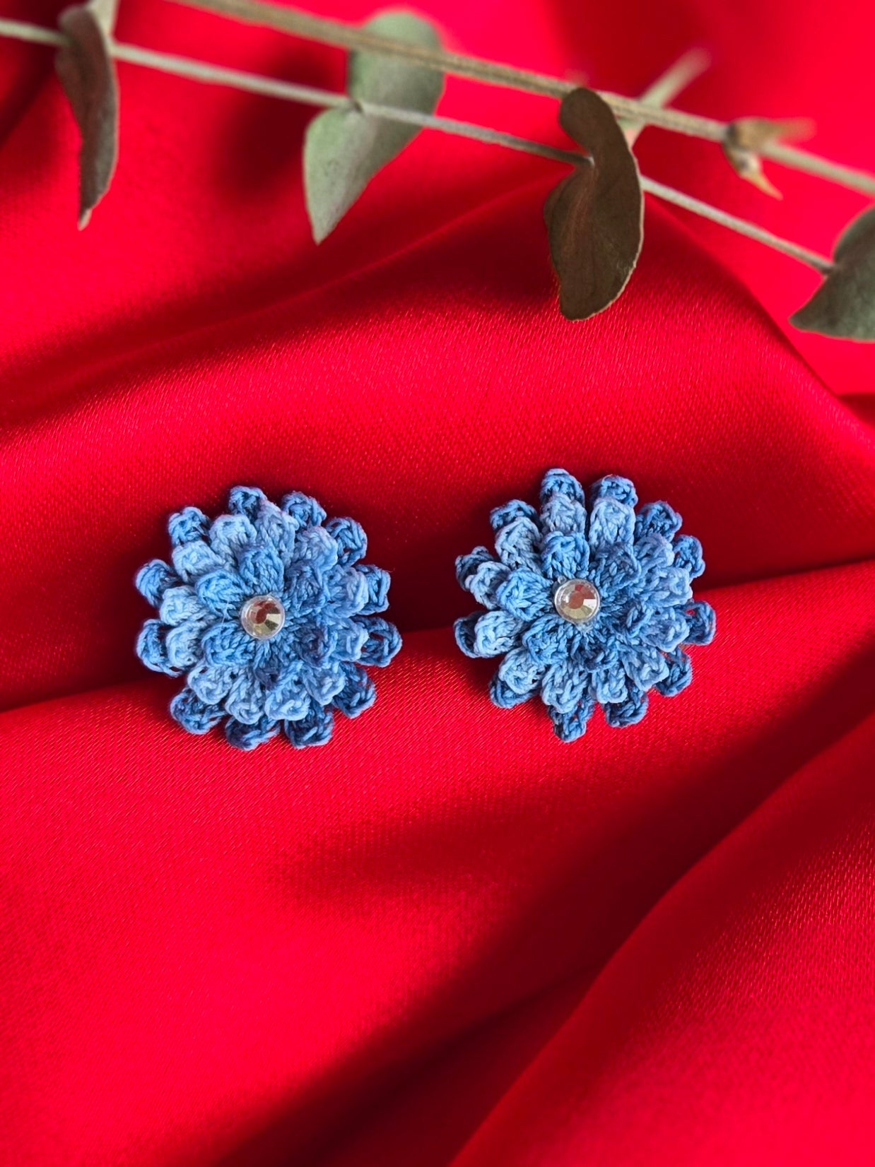 Three layers flower stud earrings