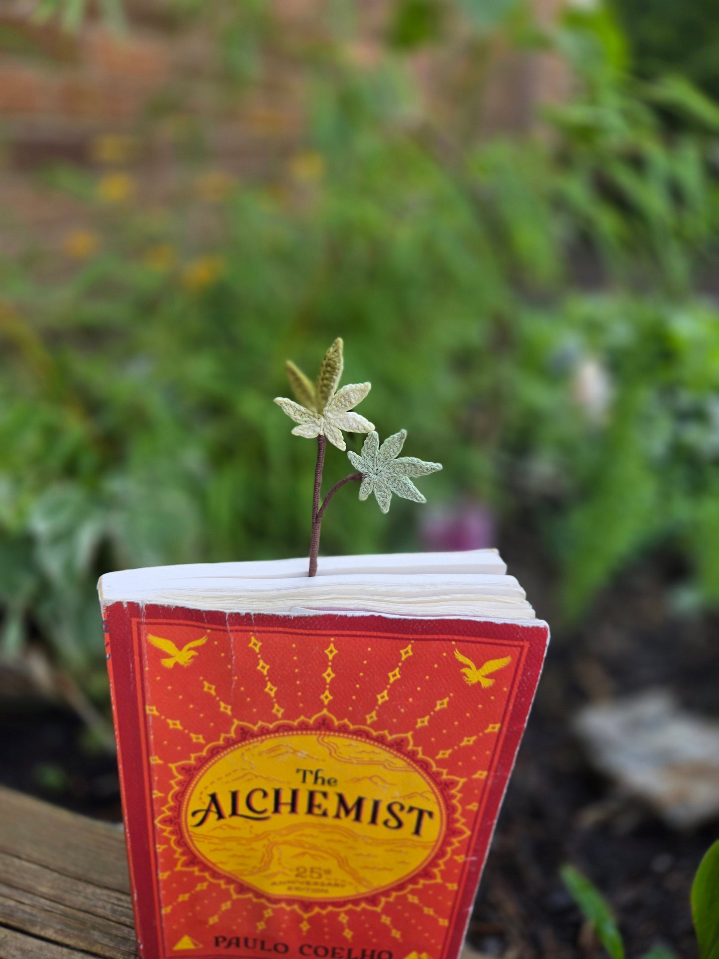 Leaf bookmark