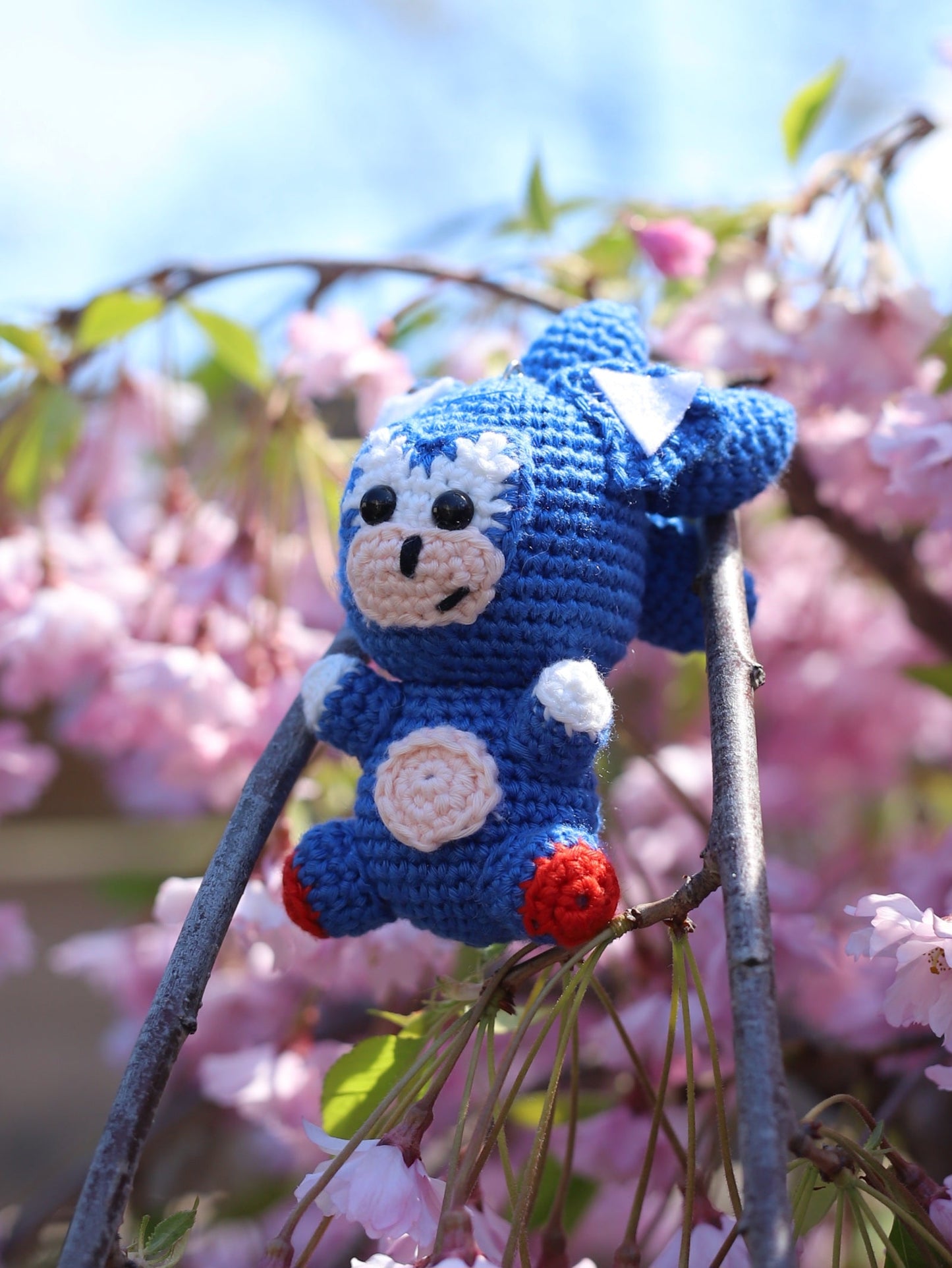 Super fast hedgehog keychain/ornament